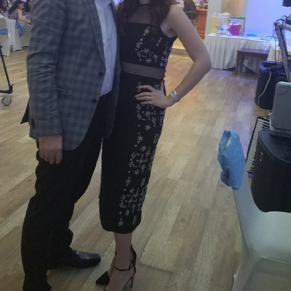 Nicole Miller 100% silk cocktail dress